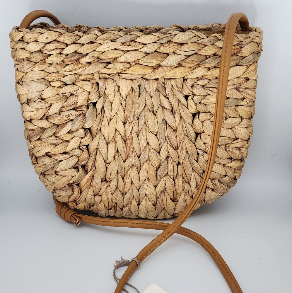 Straw purse
